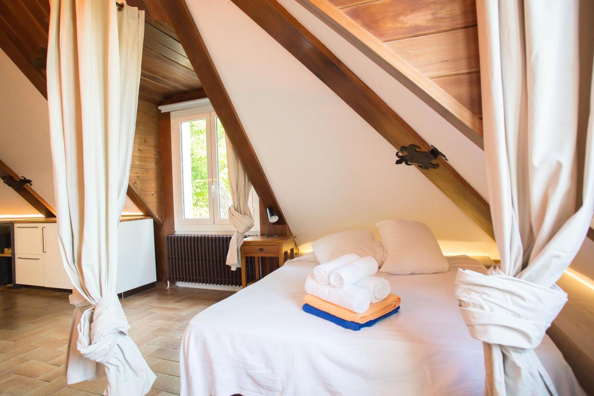 Hotel Attic Dels Sentits Perafita Exterior foto